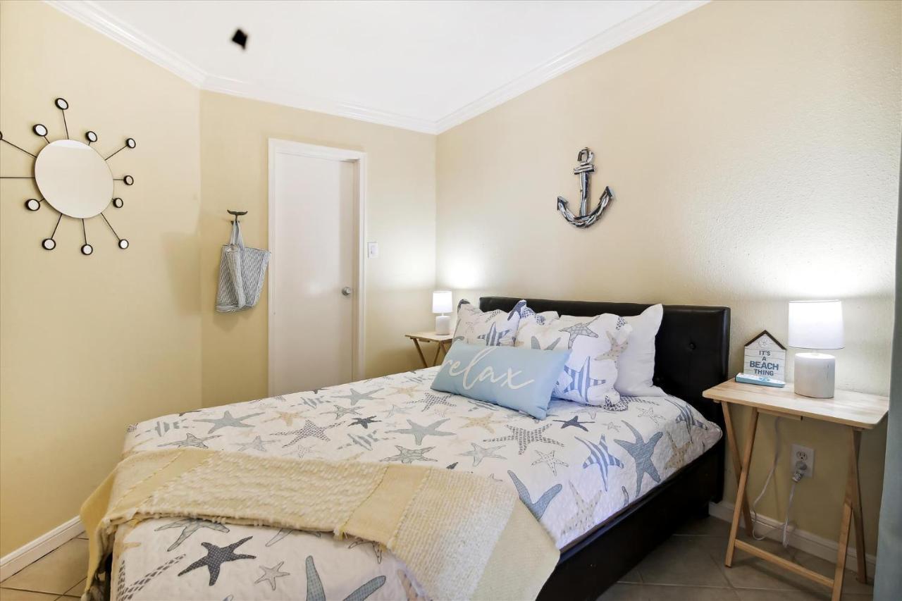 Victorian 6106 - Seaside Suite ガルベストン エクステリア 写真